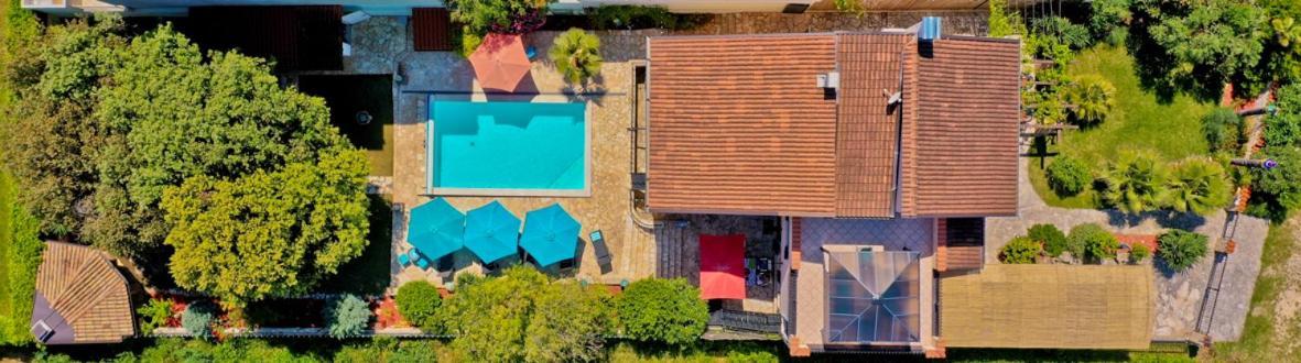 Villa Dolce Vita **** Premantura Exterior photo